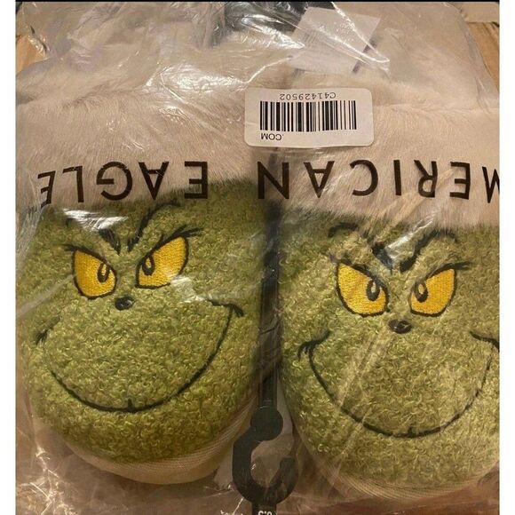 American eagle grinch slippers size 8 NWT - Picture 1 of 5
